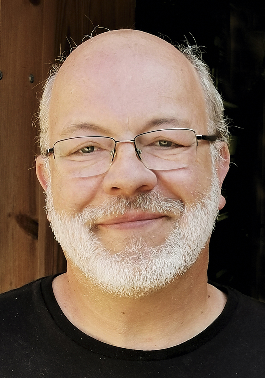 portrait de bernard caux mercerie cauxtons a ambert
